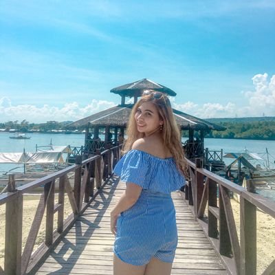 Mariannelovs's profile picture. Child of the one true king 👸#God'smasterpiece #Loved 💕