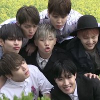 bts ama sarki sozleriyle (@0decalcomania) Twitter profile photo