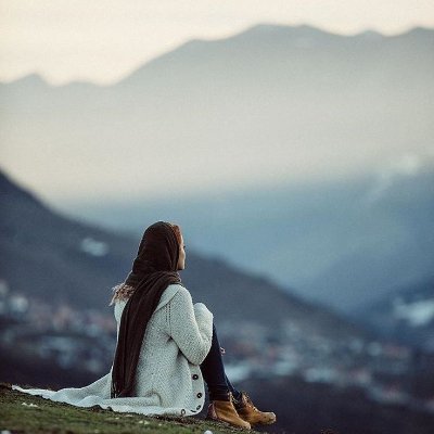 MayaRoySoton's profile picture. 