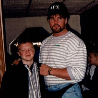 Wrestling fan since the 80s 🇬🇧🇺🇲🇯🇵. Interested in wrestling history

Politics tweets: @fisherandrew79

Photos: Me w/Adam Bomb 1996 / Oku vs Ospreay 2022