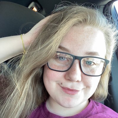 Angelo State 💛💙 ΔΖ - Delta Zeta 💗💚 21 years old 🤪 $AllysonNovak