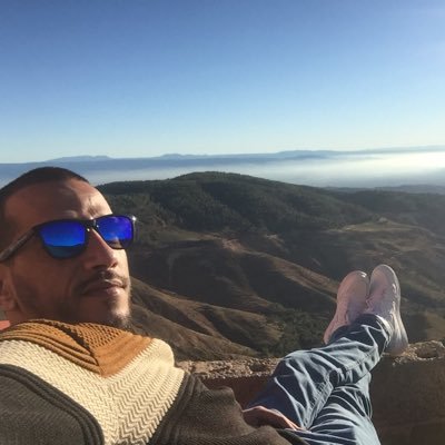 هناك امور لا تحتاج للعمق الفكري مثل التنفس https://t.co/twzcxogl9D