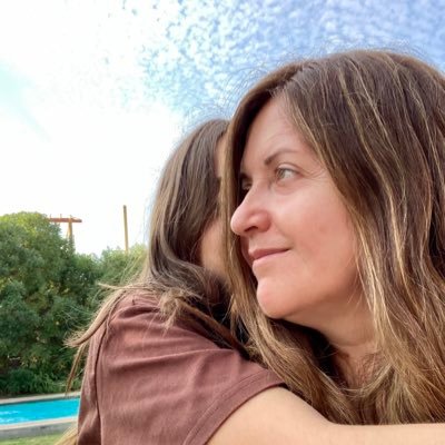 Periodista.Mamá de Anto, pareja de Alex.Trabajo en gab. comunicac..Experiencia sec.público/privado(22años en ministerios)Com.Comité Prevención CPTChile https://t.co/wjgEWmE3Tm