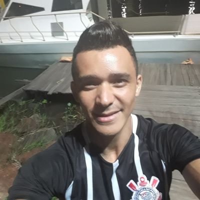 FlvioDo28235726's profile picture. 