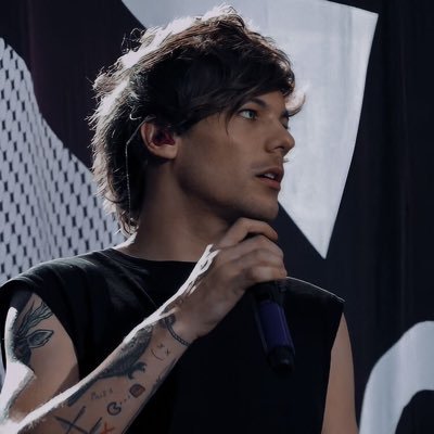 sssunfl0ower's profile picture. pǝᴉɹɔ ๅǝɓuɐ uɐ 💧