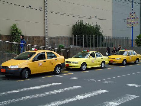 Servicio exclusivo para usuarios del C.C. Mall El Jardín
Movil 0992-731070