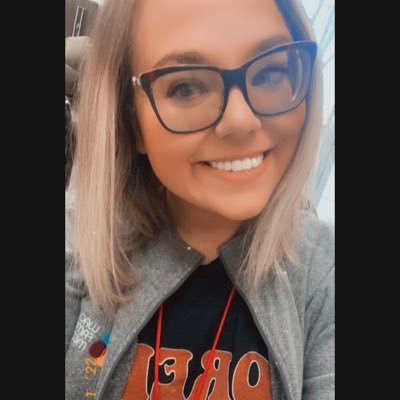 HoffRachel14's profile picture. Soli Deo Gloria 🙌🏻•Wife•Mom• Still not really sure what I’m doing here✌🏼