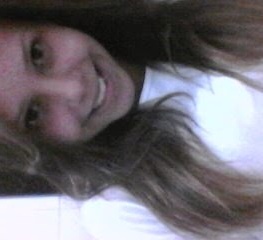 kimbeeerlii's profile picture. Relaxa, respira, se irritar é bom pra quem? Supera, suporta, entenda (: