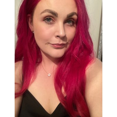 neolapolarbear's profile picture. 