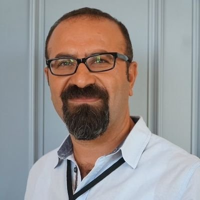 Dr. Psikolojik Danışman,  
EMDR Terapisti,
Experience Counselling And Drama,
Trade Psikolojisi
Instagram: dr.mahmutbektas_psikolojikdan