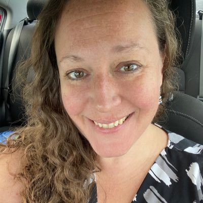 Music Teacher, #FCPSVanguard Alumni, EVPA Leadership Team, Choir Director, and Artistic Swimming coach. #WeAreVPA #FCPSEVPA #inclusion #together