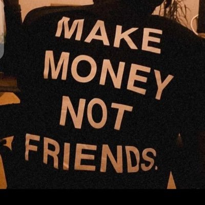 RichCon445's profile picture. 🙂