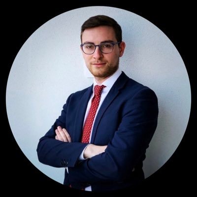 EVotano92's profile picture. Appassionato di Politica - Bocconi - Runner amatore