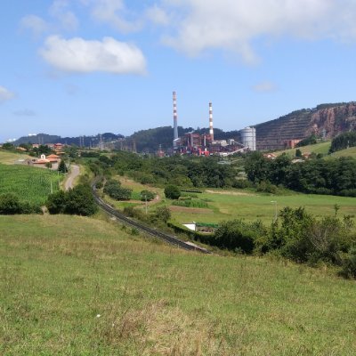 Ingeniero Técnico de OOPP, apasionado del ferrocarril y opositor a ratos.