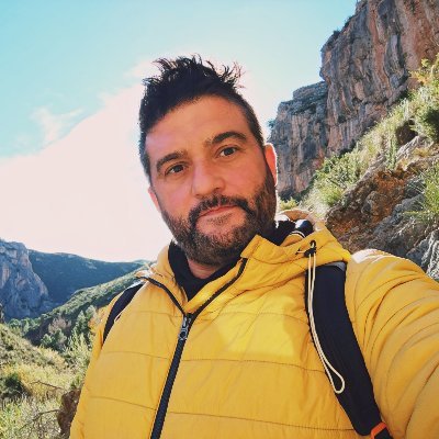 Roberto Segura Profile