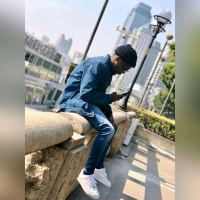 jeanleheros's profile picture. Kitchen chef at #Onomo_hotel_Bamako
Owner of online restaurant #On_casse_les_prix on Facebook and Instagram

https://t.co/Y7WqKuuUZy