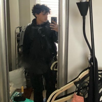 Pandadunks's profile picture. How do I work this twitter thing👴🏽