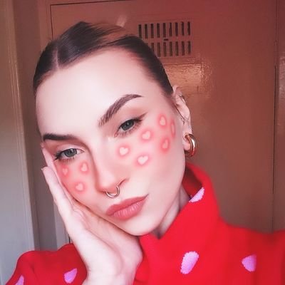 TGabriova's profile picture. Rum.