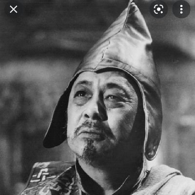 TheGold3nChild's profile picture. Not a financial advisor