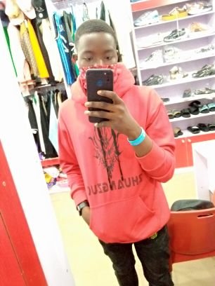 Emmanue95920411's profile picture. Thanks to Jah