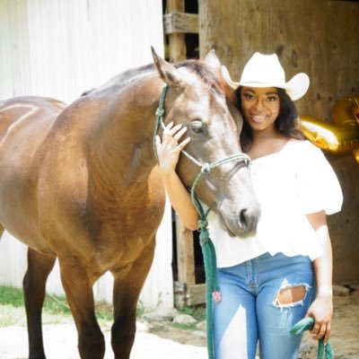 goofy 😙 #JSU23🐅💙insta: ariee.elisee🥰• sc: arieee.eliseee💛•country girl at ❤️• Founder of 2 Step Riderz🐎