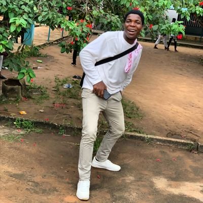 Daniel61670854's profile picture. 👣👀