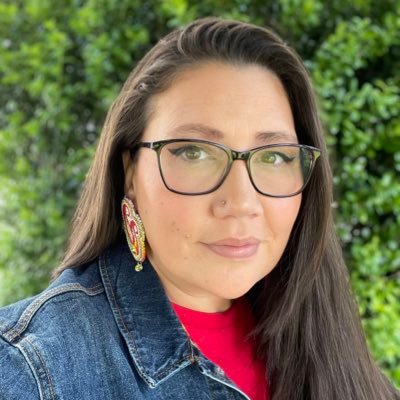 Schaghticoke/HoChunk, History Teacher/Education Consultant/ IG: @ indigenous_history_nerd / #SCBWI / Gilder-Lehrman 2024 National #HTOY