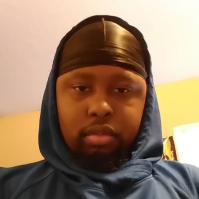 I'm on gamer video games I love video games I got a video game chair I'm a gamer I love games I like to play call of duty modern warfare 🧑💻👪🎮🕹️🏆