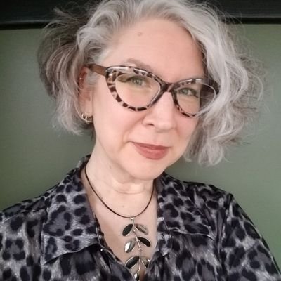 CreativeDiff_RP's profile picture. Creative Differences Psychotherapy.🎨 Trauma informed psychedelic integration sexual health anti-oppression neuroplasticity nerd. Favourite album? Psychocandy.