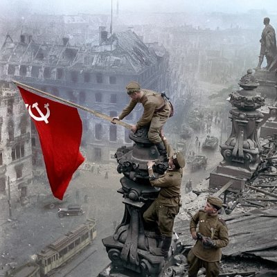 spok999's profile picture. "Es duro vivir con miedo ¿verdad?.  En eso consiste ser un esclavo" 
 
Blade Runner