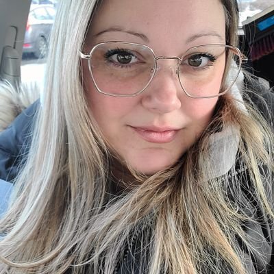 CherButler's profile picture. Mom of 4 amazing kids.
Wife.
🇨🇦