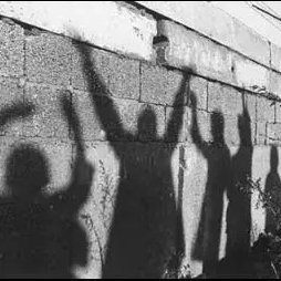 Dead_notbad's profile picture. Don't look back