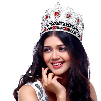 Dr.TEAJSWINI MANOGNA ,
Miss Earth India 2019,
India's Best Cadet,
Doctor,
Bharatanatyam Artist, 
Yoga Practitioner, 
Motivational Speaker
philanthropist 
Ecoact