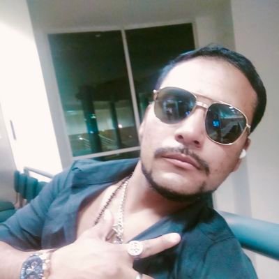 Eduardo09270621's profile picture. 