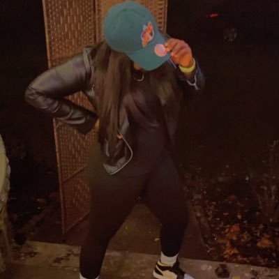 NicoleB_1Jones's profile picture. #CapricornAquariusCusp♒️ IG:@nicoleb_1jones AMOS:@nb_kinksnowink #iFollowBack