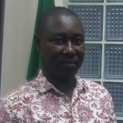 oyeinks's profile picture. https://t.co/5XB6zqhlVV