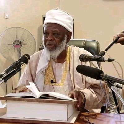 AliyuAbdoul1's profile picture. Very simple and single