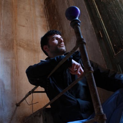 Jooss_Antoni's profile picture. “𝖑𝖎𝖇𝖊𝖗𝖙𝖆𝖘 𝖕𝖊𝖗𝖋𝖚𝖓𝖉𝖊𝖙 𝖔𝖒𝖓𝖎𝖆 𝖑𝖚𝖈𝖊„