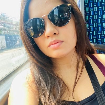 Nerd but in cool way🤷♀️ /caritical care RN👩🔬/Travel💃/fitness🏃🏻♀️/bookworm👩🏻🎓/ https://t.co/cK0WXZ0o1D