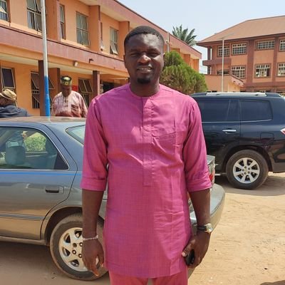 @chiefpriest_mark on IG I am a Pharmapreneur and a troublemaker. I enjoy being nice to people.
