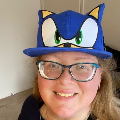 Katie Ostrum | AKA: Kawaii Angel/Katiedid | 🏳️🌈: Bi | Taken by @Sonicfan990 | ❤️: movies, music, games, etc. | 👎🏼: stalkers, etc. 🧜🏼♀️👼🏼🎵🎶