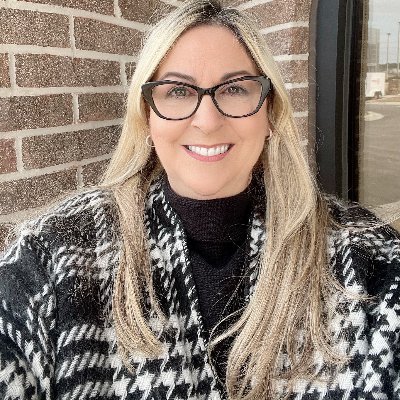 Listing Agent, Buyer’s Agent, Relocation agent. My name is Elsa Gran Alvarado I specialize in customer service and rely on referrals.