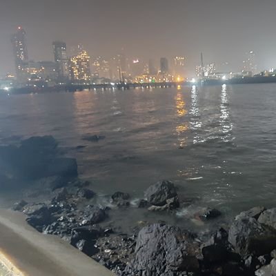 Muqtadir_dabir's profile picture. Hustling to be a sustainable kind human.