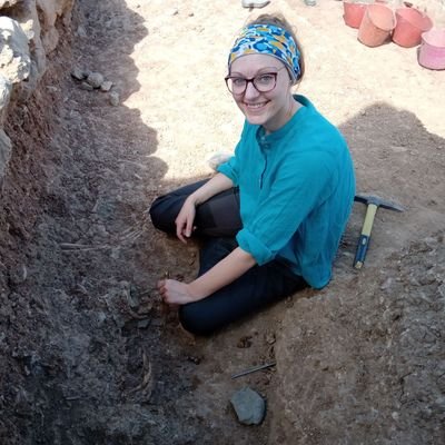 Associate Lecturer in Forensic Archaeology @UniofReading 
Bioarch PhD: implications of senescence and longevity in Medieval England (she/her)