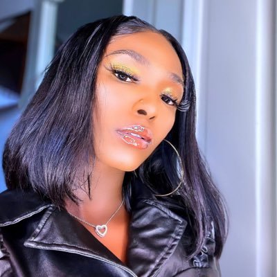 Back on my boss shit🖤
