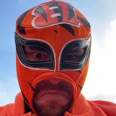 Lawyer. Bengals luchador on game days. Decent husband. Hockey/Soccer/Martial arts/Gymnastics/Artist Dad. Hater of gerrymandering.  Buckeyes/Bengals/VGK homer.