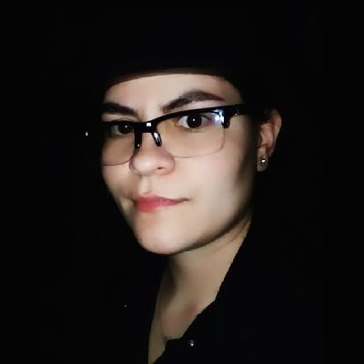 Exíjase mucho usted mismo y espere poco de los demás, así se ahorrará disgustos. Diseñadora Gráfica, Estudiante de Música, Piano - Guitarra.