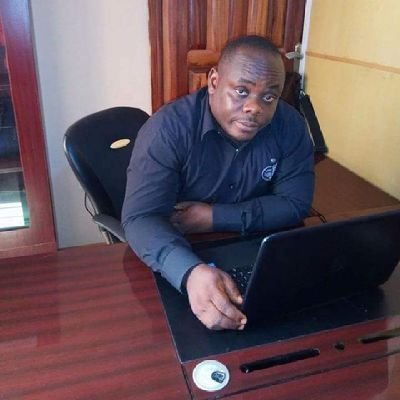 Amozzy's profile picture. 