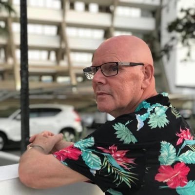 Muzikant, Patriot 🇾🇪, baalt van D66, PvdA/GL en andere misbaksels. Gelooft niet in Corona-, CO2-, Klimaat- en ander gelul. Immigranten hebben we er al teveel