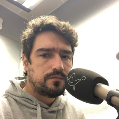 Cumpliendo un sueño en @enjuegoCEX . Antes Unión Rayo y Onda Madrid. Máster Universitario en Comunicación y Periodismo Deportivo de la @RealMadridUE .